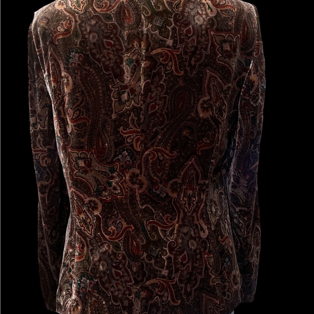 Stunning velvet Tesorojacket. side 14. made in HongKong - Picture 8 of 11